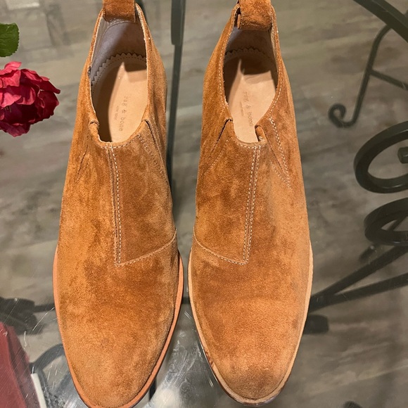 ๐๐Rag & Bone Ankle Boots ๐๐ - Picture 4 of 15